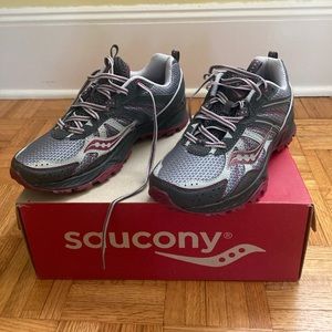 Saucony women’s grid excursion TR8 size 9.5